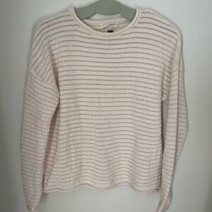 Universal Threads - Women's Cream Knit Sweater